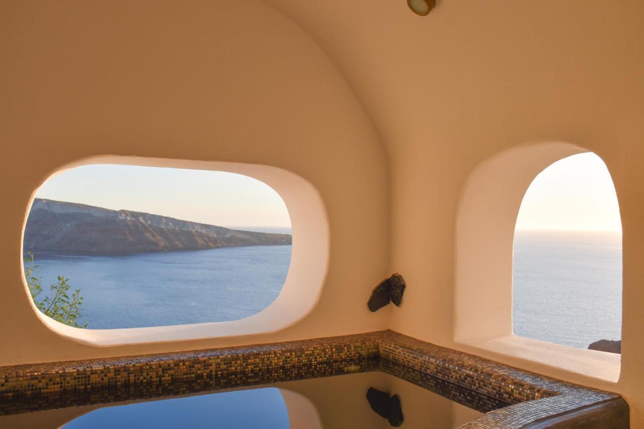 Oia Angle Cavehouse Villa Exterior photo