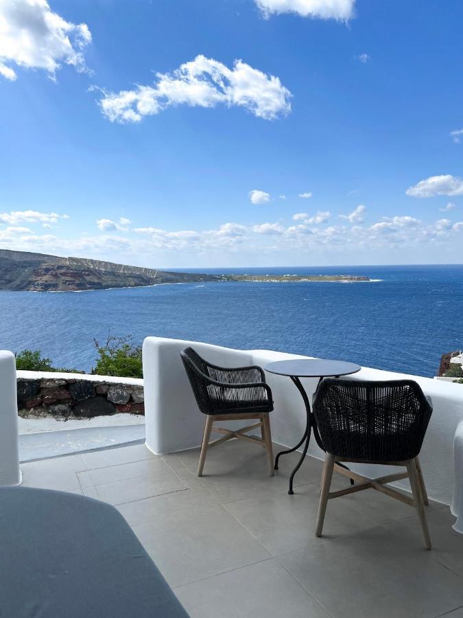 Oia Angle Cavehouse Villa Exterior photo