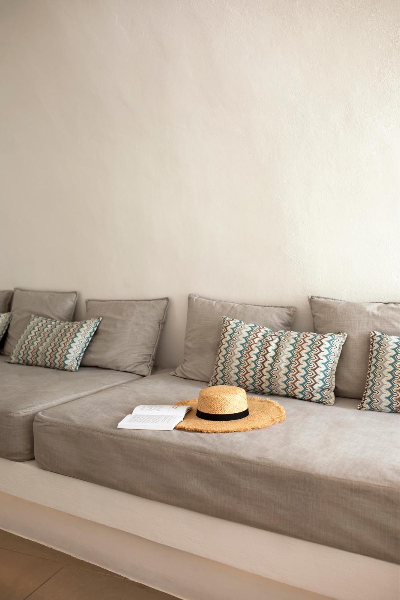 Oia Angle Cavehouse Villa Exterior photo