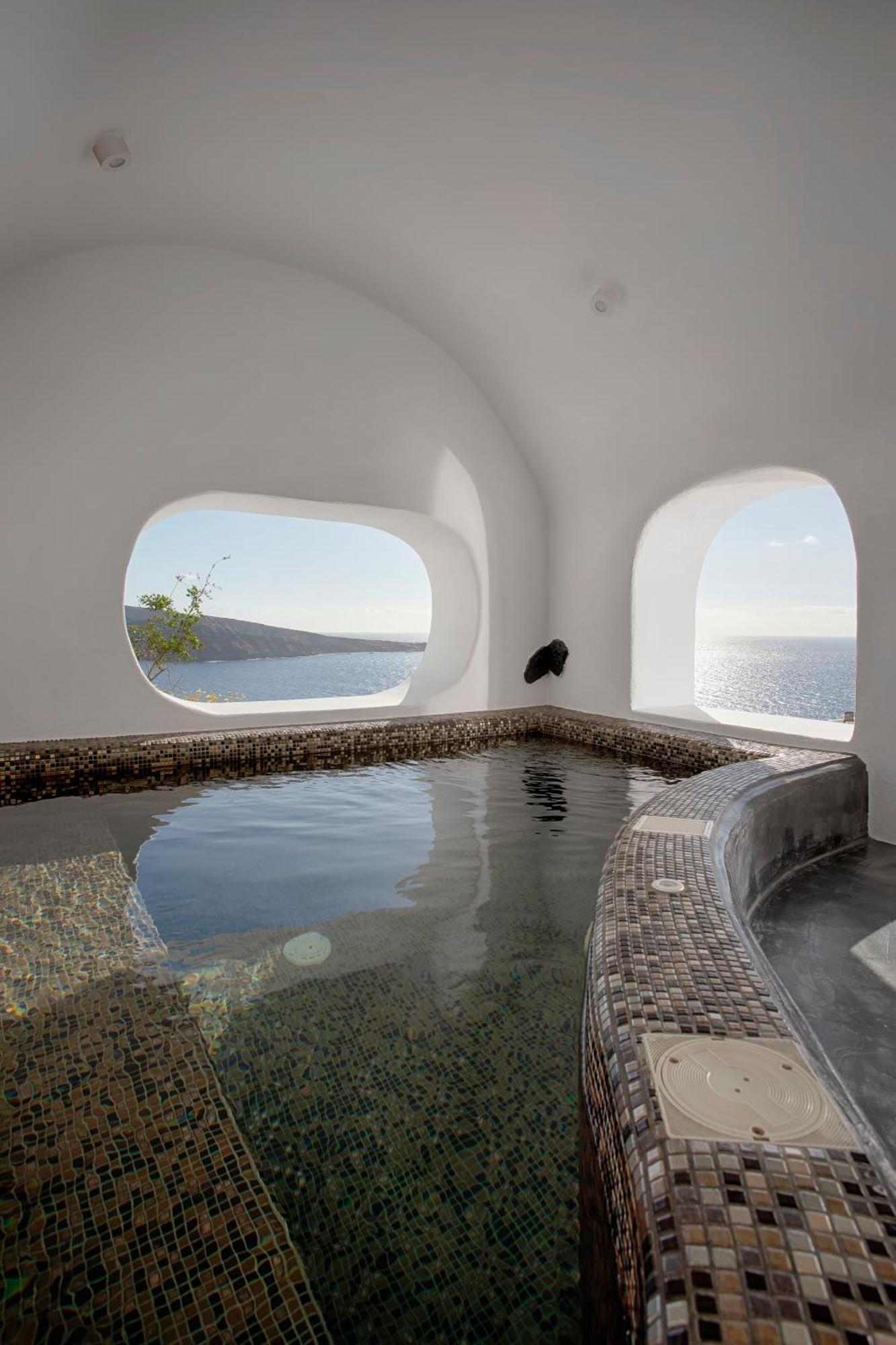 Oia Angle Cavehouse Villa Exterior photo