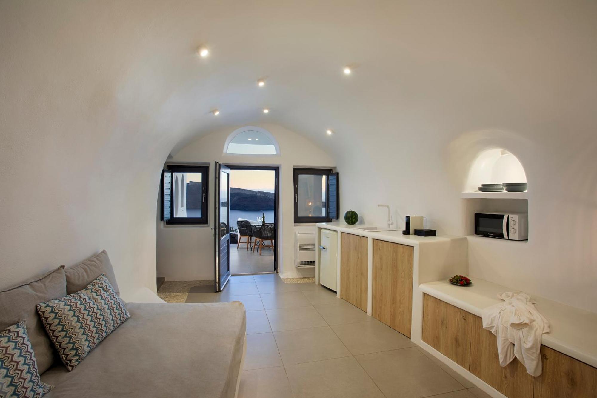 Oia Angle Cavehouse Villa Exterior photo